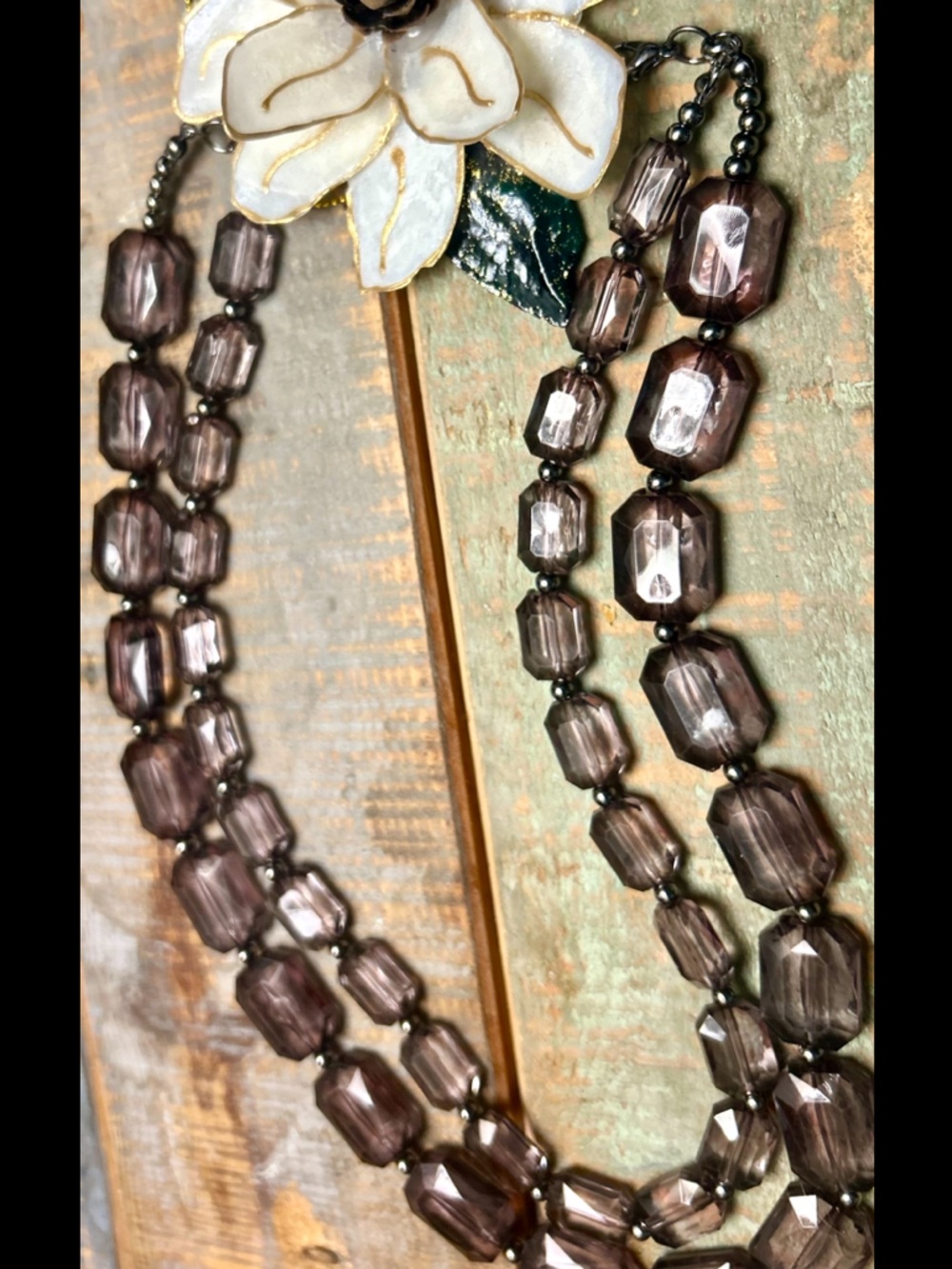 Elegant Women's Smoky Gray Faceted Bead Necklace